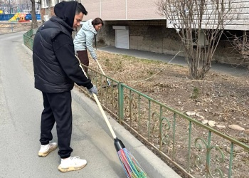 Сотрудники СРО из Владивостока и Курска вышли на весенние субботники, чтобы навести порядок после минувшей зимы 