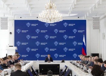 Какие вопросы рассмотрели участники еженедельного оперативного совещания в Минстрое России 