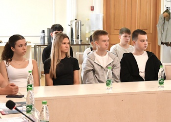 Мордовская СРО организовала ярмарку вакансий для будущих строителей на базе республиканской Торгово-промышленной палаты