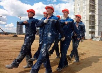 В Москве проходит пресс-конференция, посвящённая 70-летию Дня строителя и росту престижа рабочих профессий в строительной отрасли России