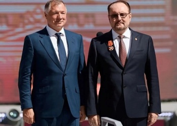 Игорь Манылов стал кавалером ордена Александра Невского, а ряд работников Главгосэкспертизы отмечены наградами Минстроя России