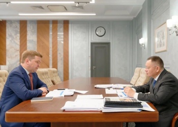 Ирек Файзуллин и Павел Акимов обсудили подготовку кадров для строительной отрасли