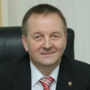 Владимир Константинов