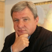 Сергей Петров